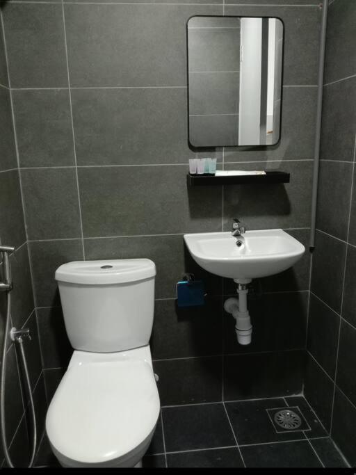 Amani Staycation Bandar Seri Alam#Studio Room Masai Eksteriør billede